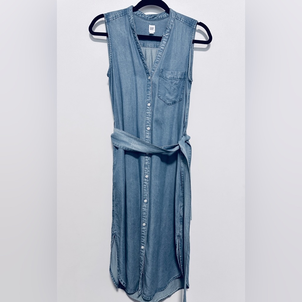 Gap Sleeveless Denim Dress